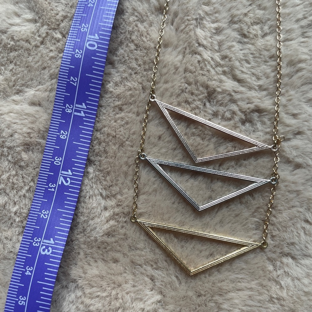 Silver tone Triangle Pendant Necklace, NWT - Picture 7 of 9